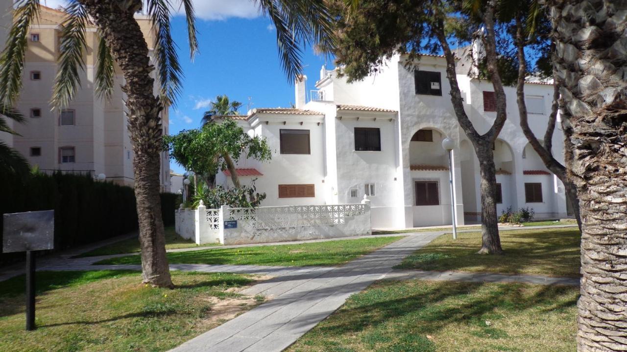 Duplex Calas Blancas Торевиеха Екстериор снимка